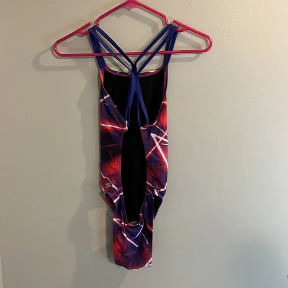 ✨NWT✨Speedo Swimsuit - Picture 3 of 9